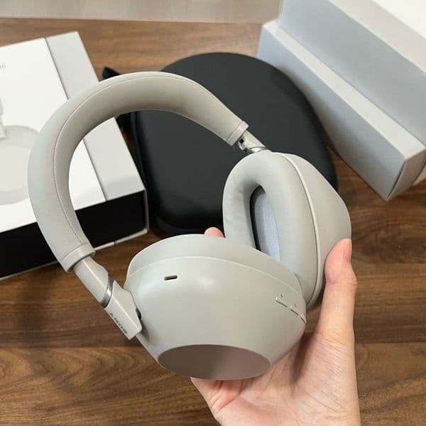 New WH-1000XM6 ANC Headphones Wireless Bluetooth 5.3 Active Noise Cancellation Foldable Design Long Battery Over-Ear Earbuds for Travel Work over-ear headphones
