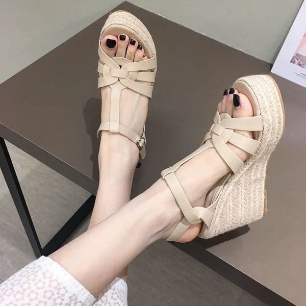 Large Size Womens Wedged Sandals Summer Female Students Platform High Heels Thick Soled Ladies T-buckle Strap Roman Shoes 260421