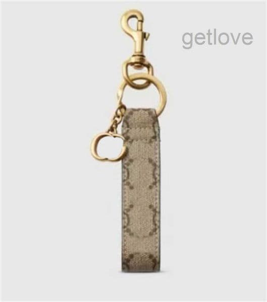 Keychain Brand Classic Old Flower Designer Mens Luxury Car Keyring Womens Bag Charm Handmade Fashion Keychains With Box