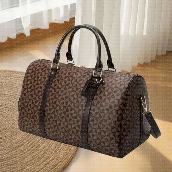 Designer Bag Fashion Briefcases Men Women Duffel Bags Mens Travel Bag Clutch Bags Man Basketball Totes Handbags Women Duffle Bags Lady Shoulder Bags Shopping Bags