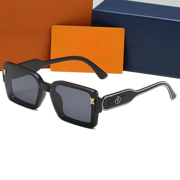 Designer Mens Sunglasses Classic Sunglasses Fashion Sunglass Rectangle Women Men Sun Glass Adumbral Option Summer UV400 Outdoor Items