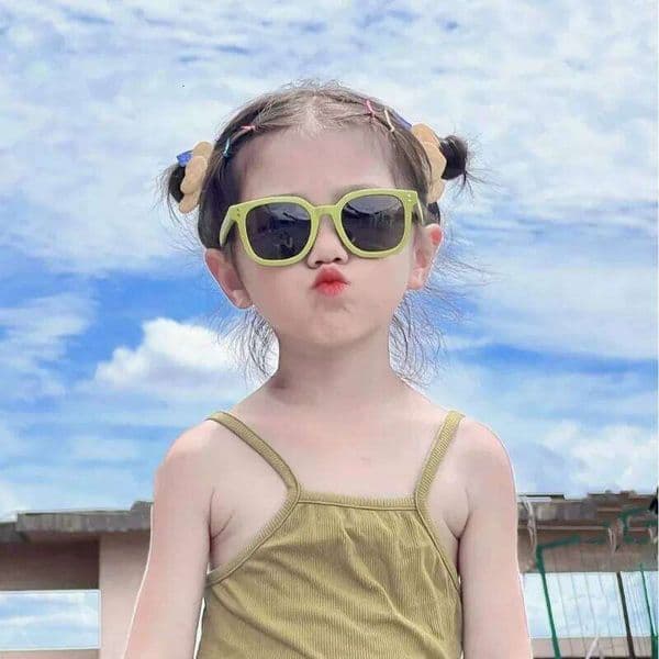 New Cool Small Frame Square Children's Sunglasses Cute Baby Outdoor Sunshade Glasses Kids Summer UV Protection Shades Eyewear S260422