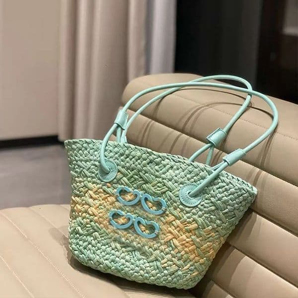 2026 new Mini Beach Bags Woman Designer Shoulder Bag Totes 2026 Summer Straw Casual Shopping Bag Small Basket Woven Holiday Bag Tote Handbag
