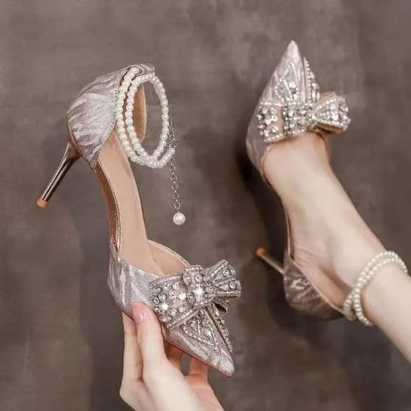 Pointed Toe Hollow Sandals Bridal Wedding Dress Versatile Rhinestone Crystal Strap Single Shoes 260423
