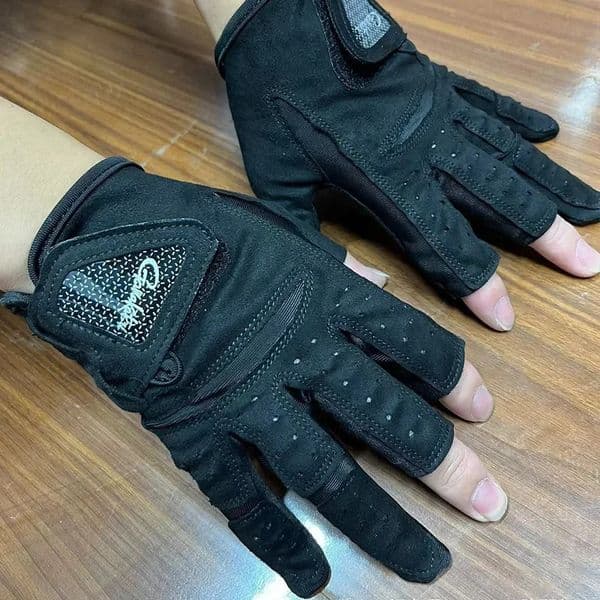 Gamakatsu Anti-Slip Fishing Gloves Durable Fishing Finger Protector Breathable UV Protection Half-Finger Sports Gloves 260423