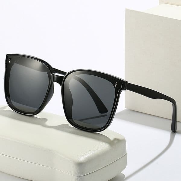 High Quality 2024 New Polarized TR90 Men and Women Driving Sunglasses UV Protection Square Frame Slimming Glasses for Large Faces