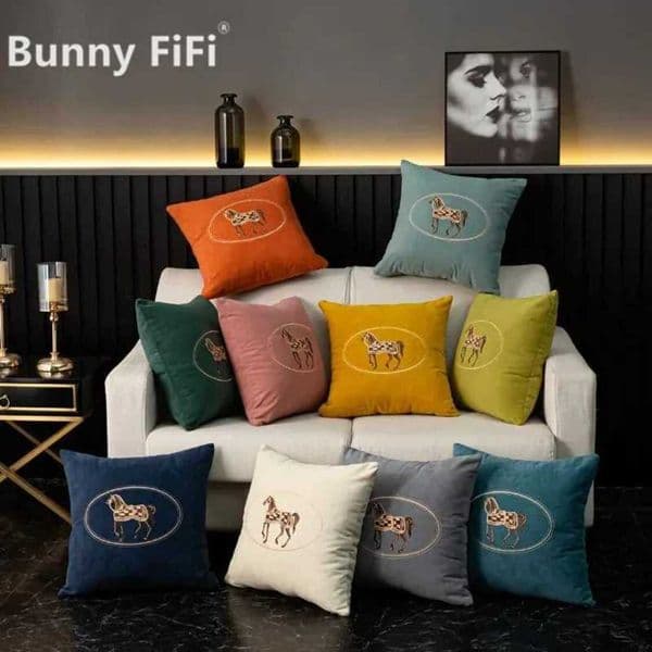 2026 Handmade Embroidered Soft Cushion With Horse Pattern Hug Box Sofa Home Office Living Room Car Cover 45 * 45Cm Free Shipping 002 Shipping
