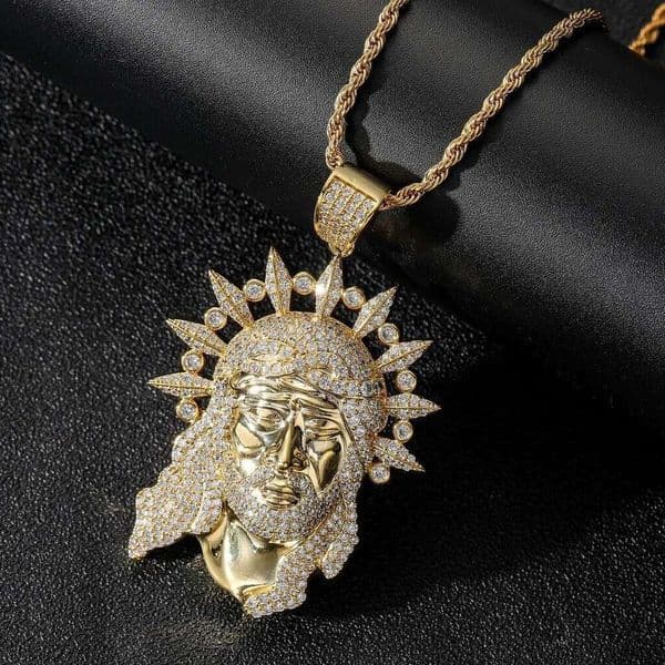 Popular in Europe America: Vintage Unique Roman and Ancient Greek Head Portrait Pendant Hip-Hop Necklace Fashion Trend Accessory