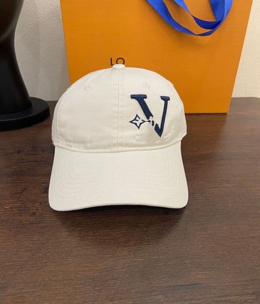 designer Fashion Forward Sports Headwear: High-Quality Mixed Material Baseball Hats Ideal for Any Occasion A16