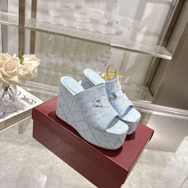 luxury Women Wedge Sandal Designer flat Shoes Classic Brand Fashion Outdoor leather Flatform sandals Daily Outfit Espadrille Straw Platform Shoes Suede slippers