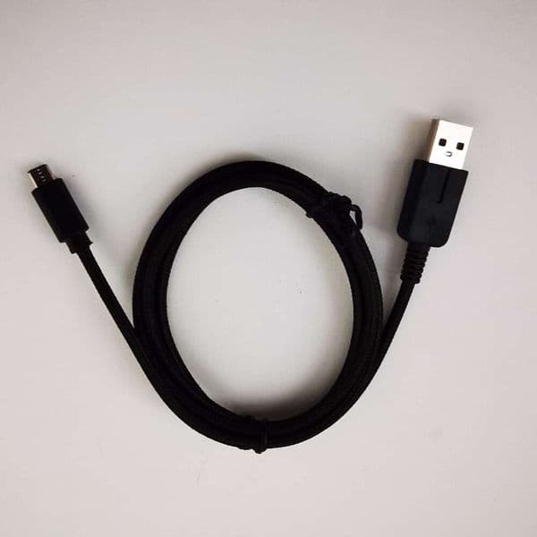 PS Vita 2000 micro5p data USB charging cable 1m with black nylon mesh