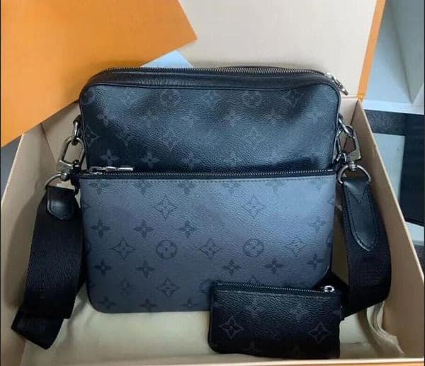 2026 High Quality Mens Luxurys trio outdoor Men shoulder bags designer cross body man messenger bag Satchels satchel fashion handbag Composite purse