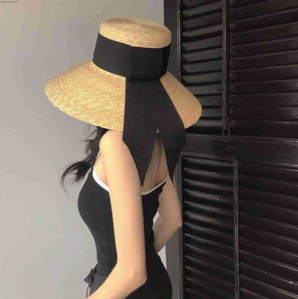 2025 Summer Seaside Big Brim Straw Hat Womens Vacation Beach Sun Hats Bow Ribbon Wide Brim Wheat Straw Flat Top Boater Hat L260427