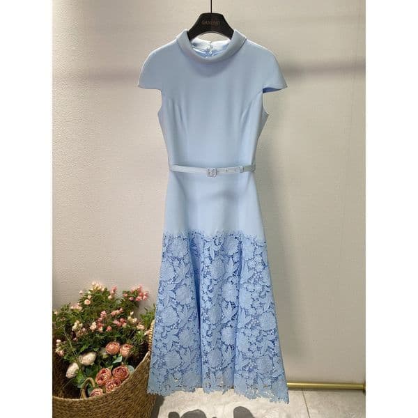 London Exquisite and Elegant 2026 New Misty Blue Stand Collar Floral Lace Hollow Short Sleeve Gown Long Dress