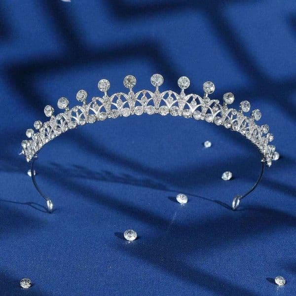 Silver Crystal Princess Crown Elegant Delicate Hairband Headpiece For Girls Birthday Party Hair Bands As Gifts