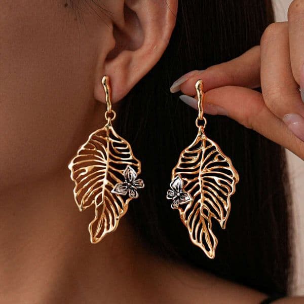 Metal Feel Butterfly Hollow Leaf Silver Needle Niche High-End Vintage Unique Earrings Stainless Steel Metal Earrings Irregular Earrings