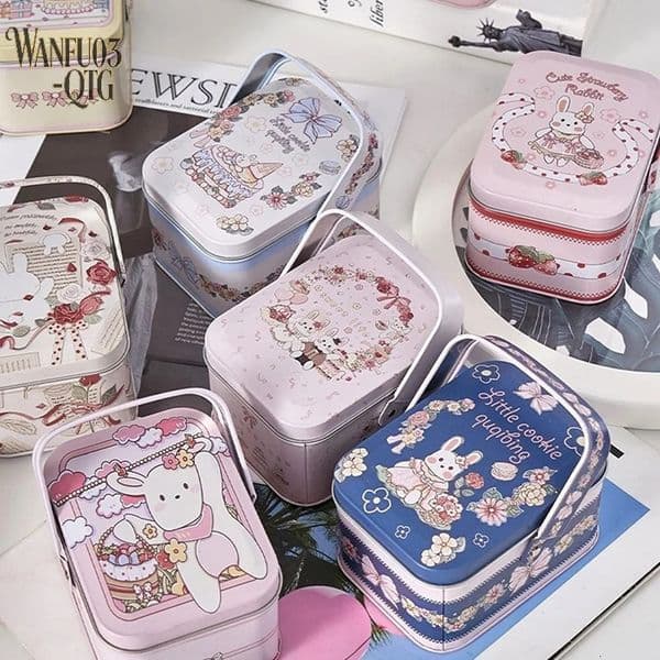 1Pc Vintage Small Suitcase Storage Tin Metal Candy Box Gift Cookie Sundries Organizer Cans 260428