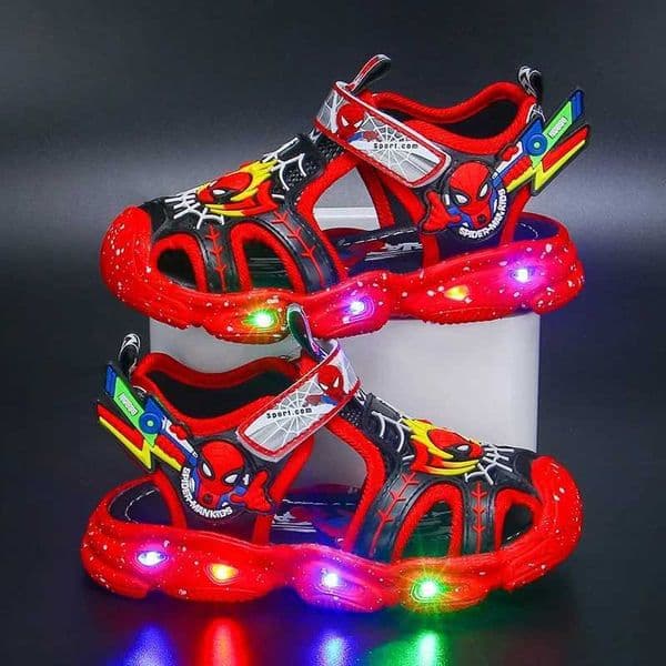 2025 New Childrens Marvel LED Sport Sandals Summer Spiderman Sandals for Boys Casual Beach Shoes Soft Sole Kids Shoes Y260429