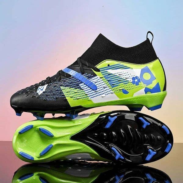 New Professional Men Boots Society Soccer Shoes Cleats Indoor Football Field Boot Training Fast Chuteira Campo 26Y0428