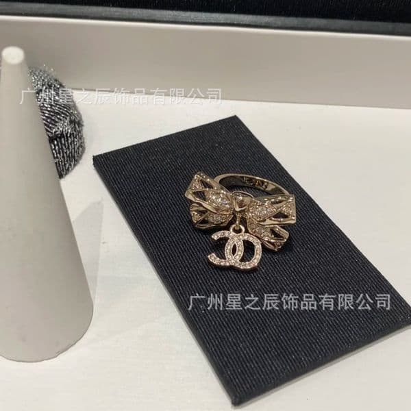 Designer jewelry cc ring Full diamond bow ring for women diamond-studded jewelry for women channels ring