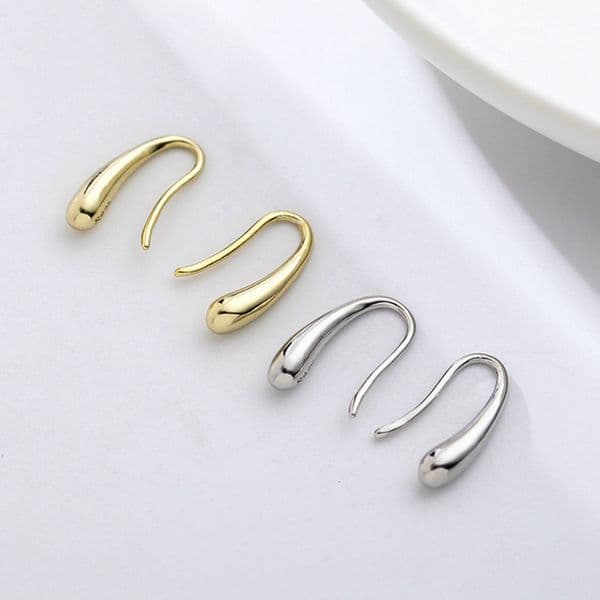 Lightweight Korean-style trendy fashionable water drop earrings simple unique design, suitable for women with a stylish and youthful vibe ddmyjul