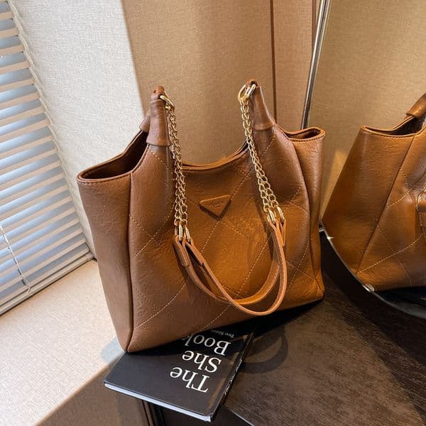 bag Luxury bag 2026 Womens Retro Tote Bag Casual Commuter Shoulder Bag Fashionable Everyday Crossbody Purse free shipping