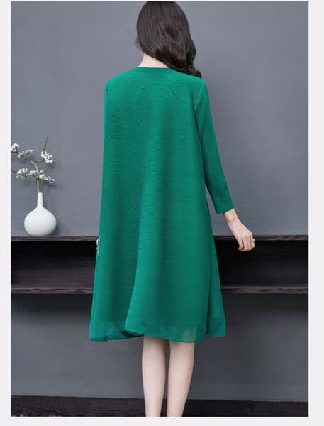 (419) Ladies' new dress Miyake loose mesh hot diamond design foreign trade skirt