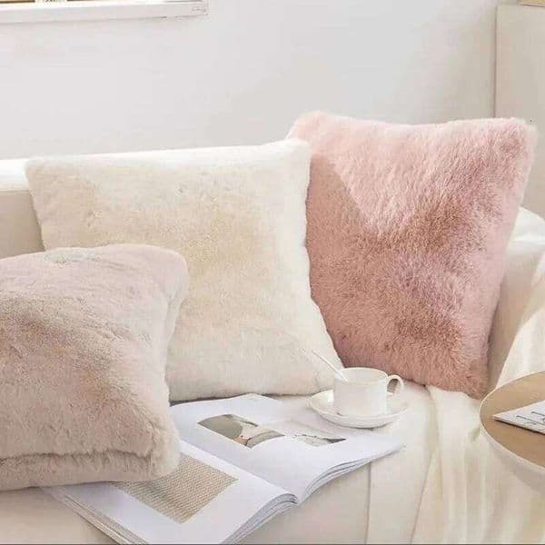 Pillow Case Ultra Soft Throw Pillows Case Faux Rabbit Fur Luxury Warm Plush Decorative Pillow Cushion Cover For Sofa Bedroom Living Room 26W0203