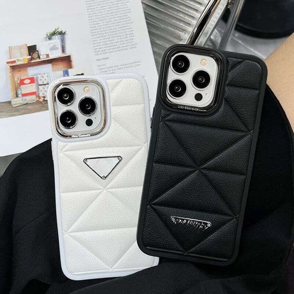 Luxury 13 Fashion Personality 12 Triangle Logo Big Trendy Brand Iphone 15 Phone Case 14 Pro ZHAOFEITOYO