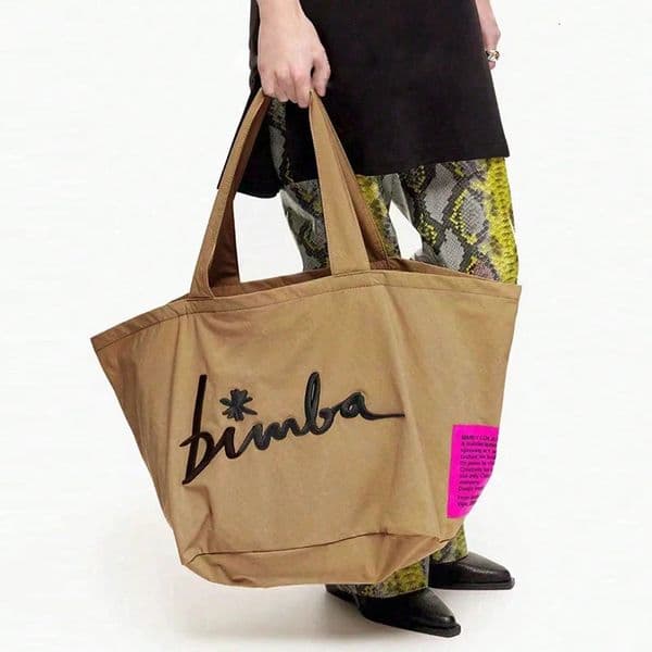 Fashionable and simple large capacity solid color handbag personalized multifunctional casual letter embroidered sh 260126