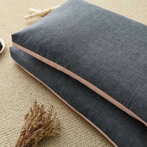 2025 Buckwheat Core Low Pillow Single Person Hard Whole Head Full Shell Leather Qiaomai Thin Neck Protection Pillowcase 26W0203