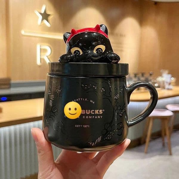 Spooktacular Halloween Design: Sturdy Ceramic Cats' Mugs Packaged Perfectly
