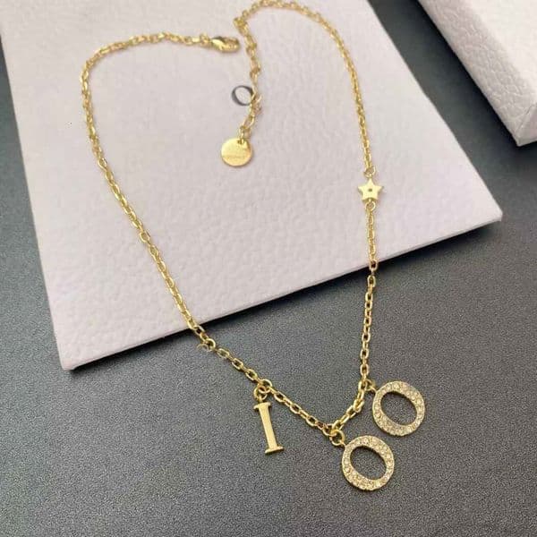 Designer Fashion Gold Plated Color Letter Choker Necklaces For Women Pendant Jewelry Love Gift AA