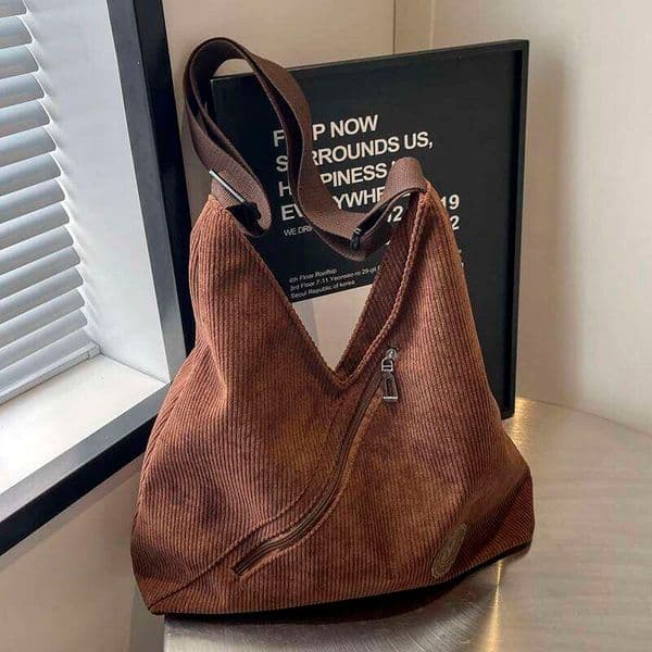Classic popular solid color large capacity shoulder bag, fashionable multifunctional temperament, casual and lazy style, Y260204