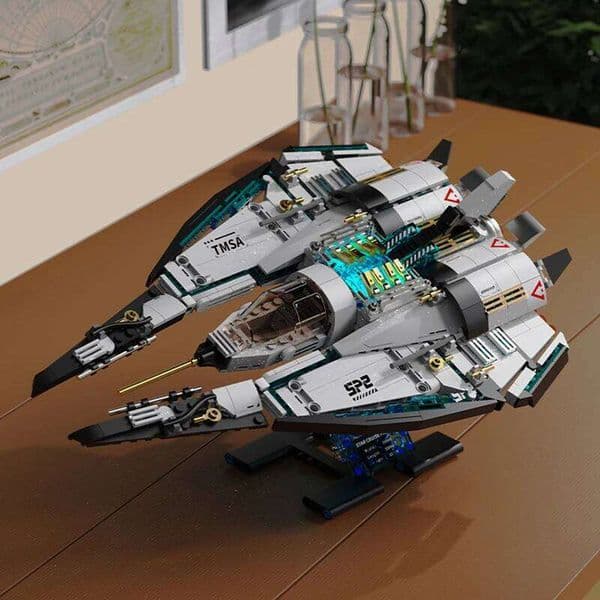 2026 New 1400pcs Galaxy Starship Building Block Set, Space Wars Starfighter Model Kits with Light, STEM Toy Gift for Kids Adults Boy 26W0205