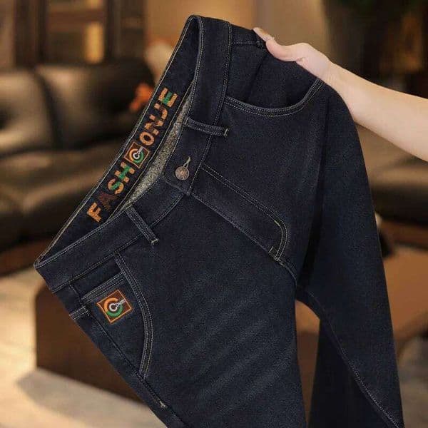 Light luxury jeans for men in winter, with plush and thick denim fabric, trendy slim fit, small straight leg, elastic warm pants X260207