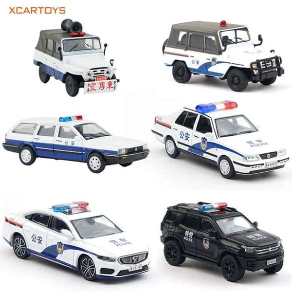 Xcartoys 1/64 Alloy Toy Car Miniature Diecast Collectible Ornament Simulation Police Vehicle Model Display Piece 26W0209