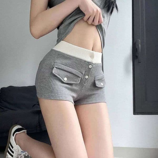 Sweet Trend Sexy Patchwork Elasticity Bodycon Shorts Female Summer 2025 New Fashionable Buttons High Waist Straight Women Pants H260209