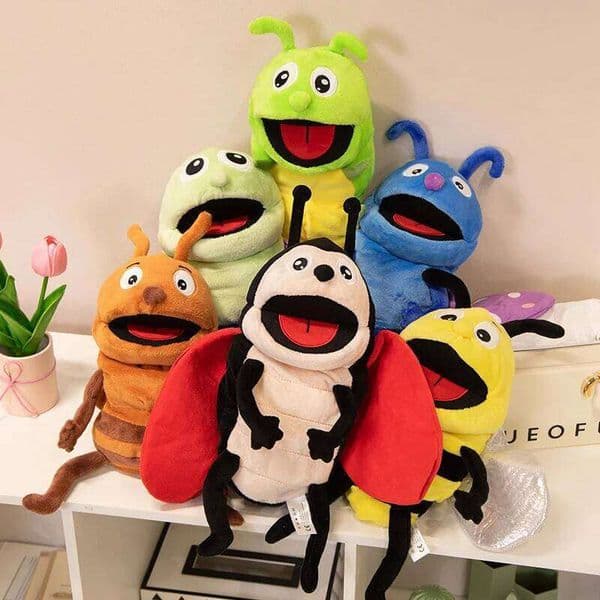 30cm Kid Plush Insects Animal Caterpillar Ladybug Hand Puppets Doll Family Storytelling Role-playing Finger Toy H260209