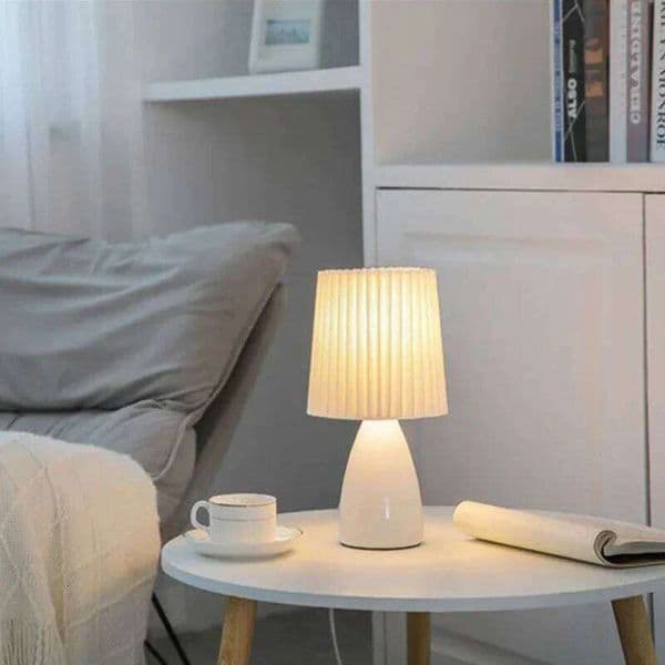 Dimming Table Lamp Bedroom Living Room Study Restaurant Cream Pleated Atmosphere Decoration Tricolor Bedside Led Desk Lights C260210