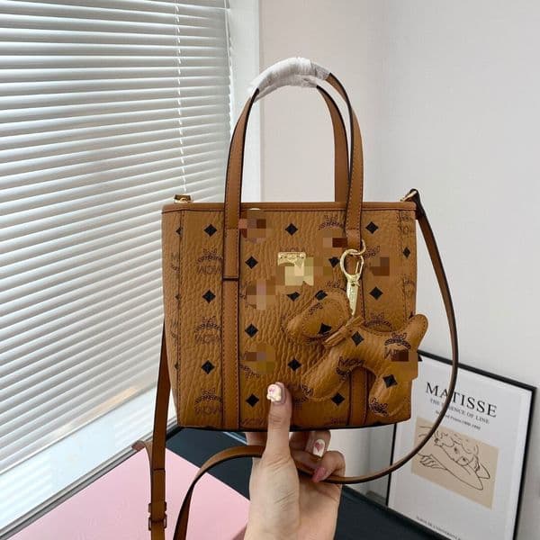 2026 Designer Bag Original Brand Instant Classic Leather Trendy Fashion Bag Basket Bag Women s Handbag Crossbody Bag Style Leather New Luxury Bag