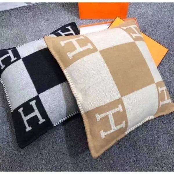 Pillow 50cm European and American cover * 45cm residential hotel ins wind wool sofa car pillow 26L0211 Pillow Case
