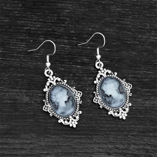 Vintage Grey Pink Lady Cameo Earrings For Women Antique Silver Plated Victoria Fashion Stainles Steel Hook Cameo Women Earring 260120