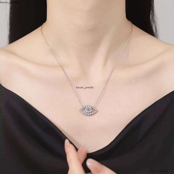 Custom 1CT Round Cut VVS Moissanite Diamond Angel Eyes Pendant S925 Sterling Silver Necklace for Women Girls Fine Jewelry Gift