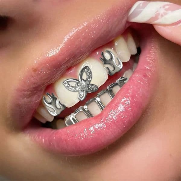 Hip-Hop Zircon Butterfly/Hollowed-Out Lower Teeth/Flame Teeth Decoration Suitable For Both Men And Women As a Holiday Party Gift 260130
