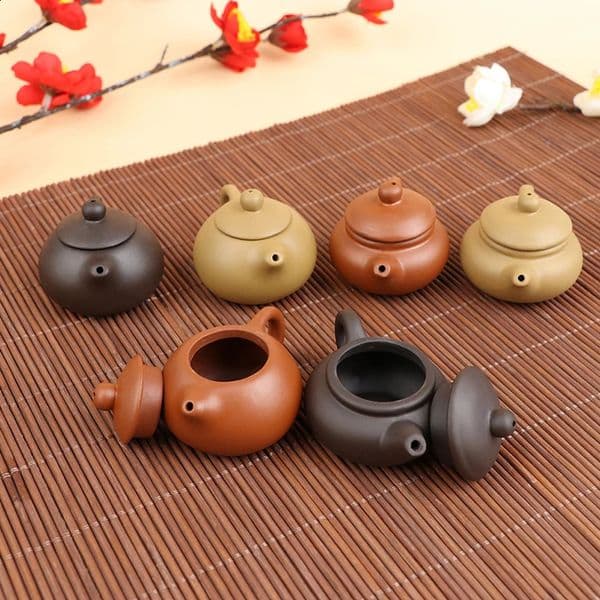 1Pc Purple Clay Finger Teapot Tea Pet Pocket Tea Set Ornaments Tea Decoration 260208