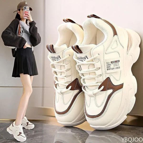 Womens Thick Soled Lightweight Sports Shoes Spring and Autumn White Casual Height Increasing 260208BJ
