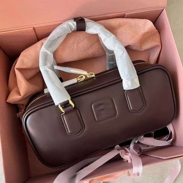 Designer Bag Underarm Bags Bowling Ball Boston Mini Handbags Bowling Bag Shoulder Bag Pleated Wallet Banquet Pillow Bag 260223