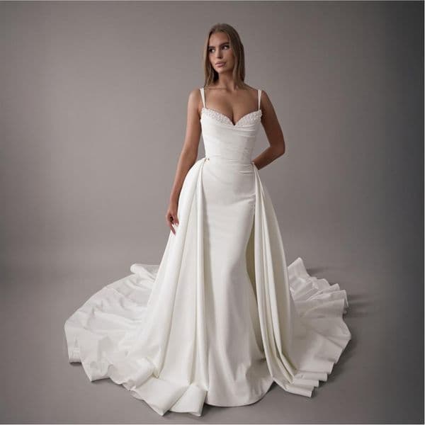 Crystal Embellished Bridal Dress Two Pieces Off The Shoulder with Spaghetti Straps Elegant Wedding Dress Reception