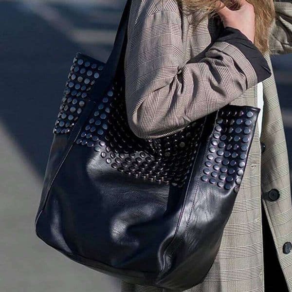 SHELKSBAG 2025 New in Fashion Women's Tote Bags Black Studded Faux Leather Handbags Ladies Large Capacity Foldable Shoulder Bag Z260224